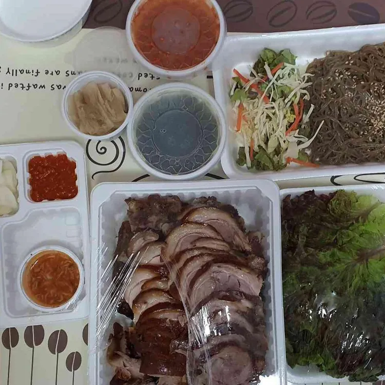 유가네왕족발 대표 사진