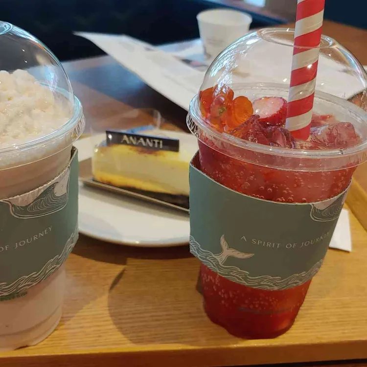 맥퀸즈카페 대표 사진