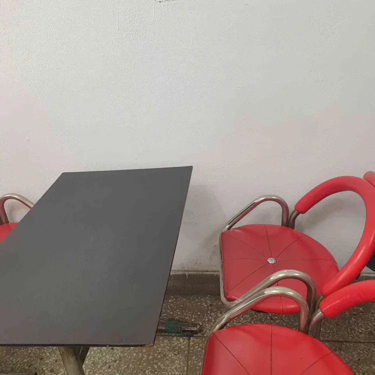 크리스탈 대표 사진