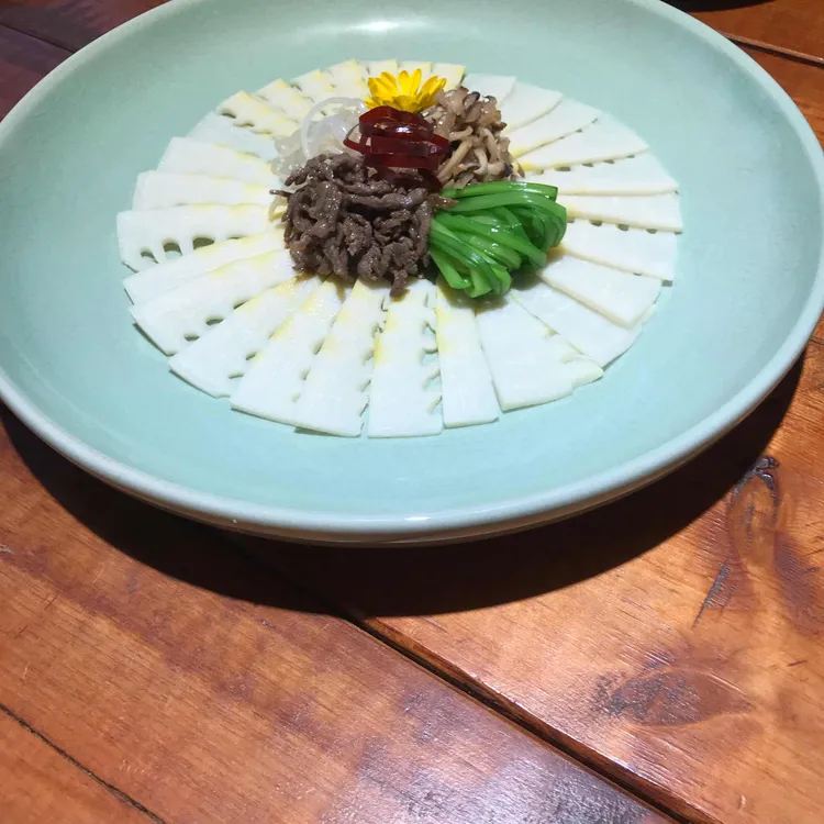 규반 대표 사진