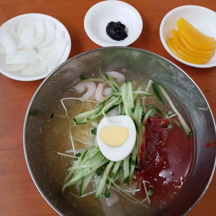 공리 대표 사진