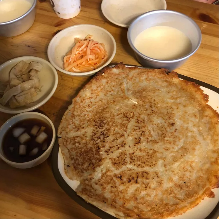 빈대떡에얼음막걸리 대표 사진