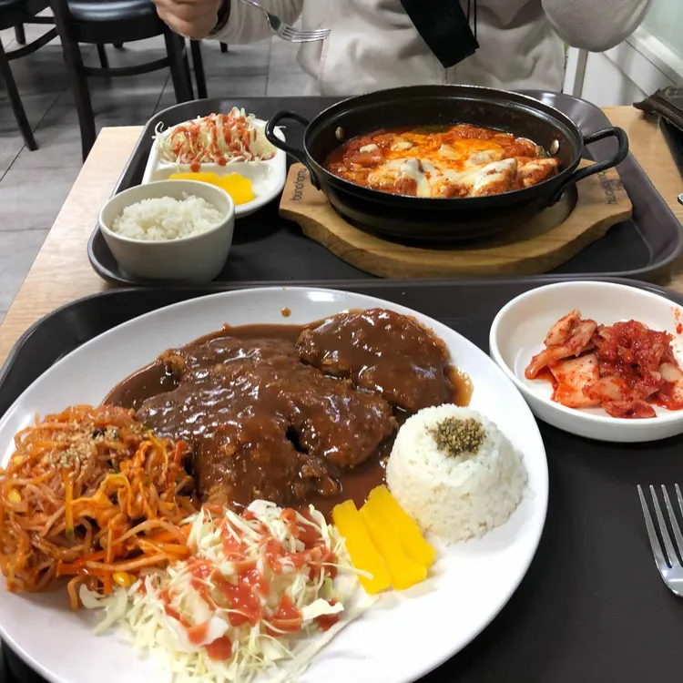 만복돈까스 대표 사진