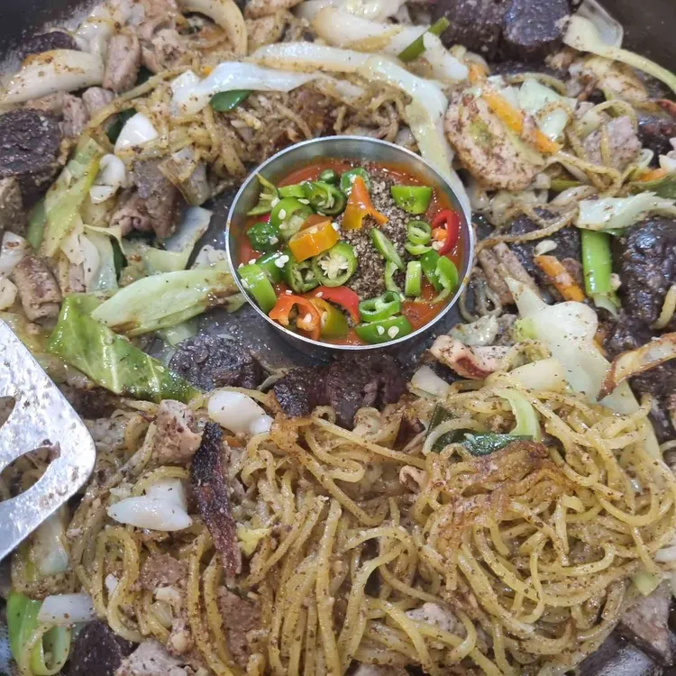 백순대본가새맛, 중독되는 맛! - AI 딩코의 맛집 공략