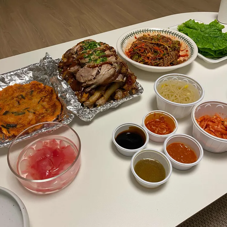 귀족 대표 사진