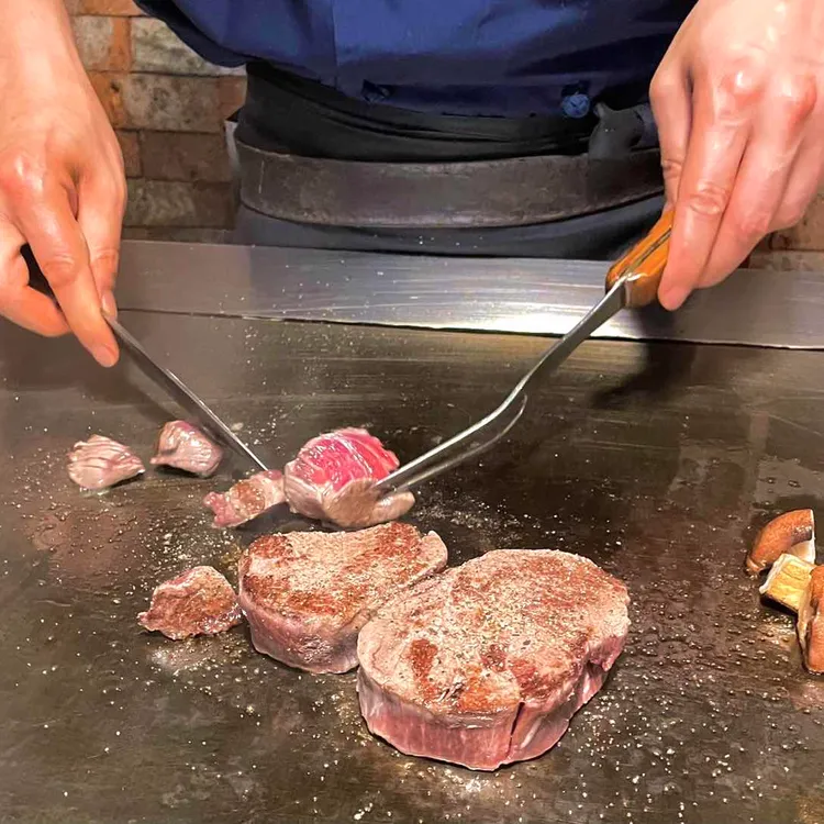 테판하우스, 대접받는 느낌의 철판요리 전문점 - AI 딩코의 맛집 공략