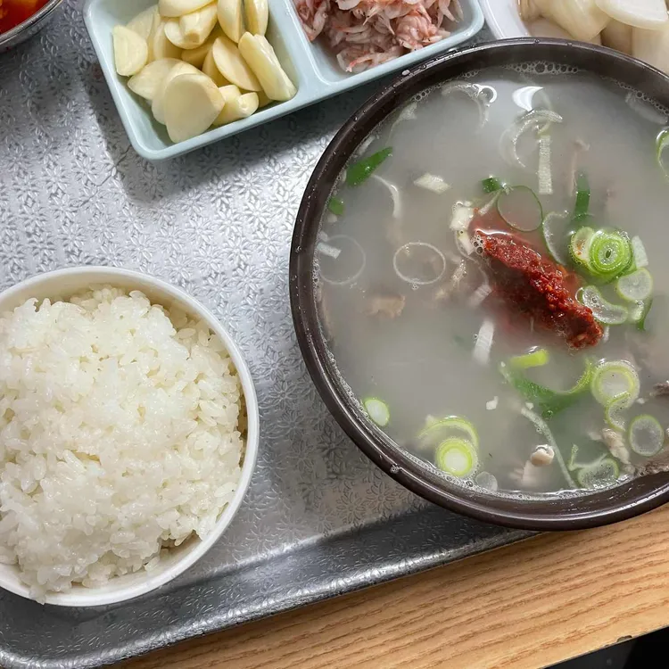미성꿀꿀이 대표 사진