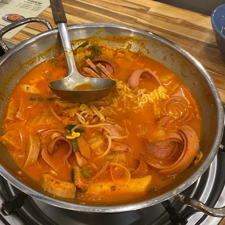 임꺽정부대찌개 대표 사진
