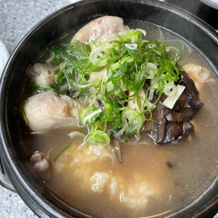 청담삼계탕능이백숙 대표 사진