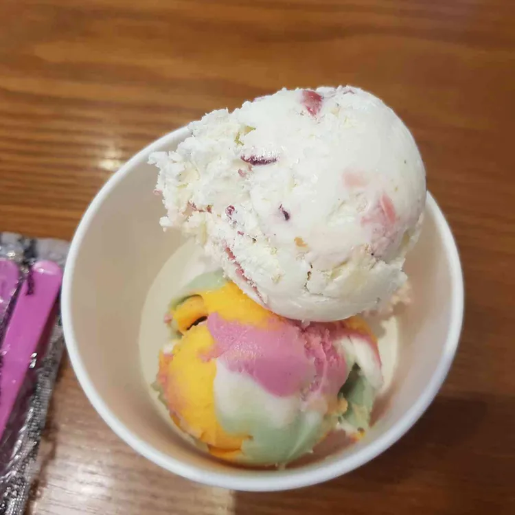 배스킨라빈스 대표 사진