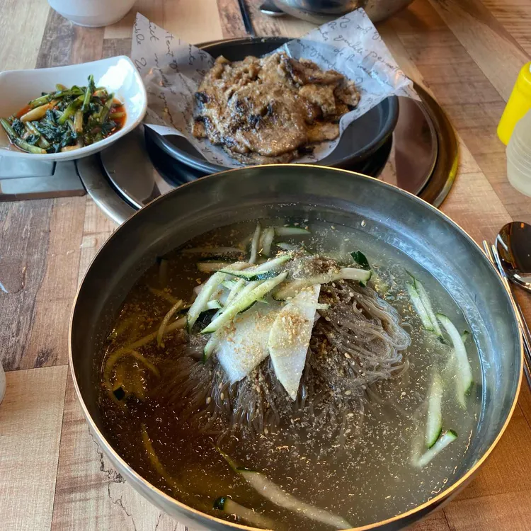 예술냉면 칼국수 대표 사진