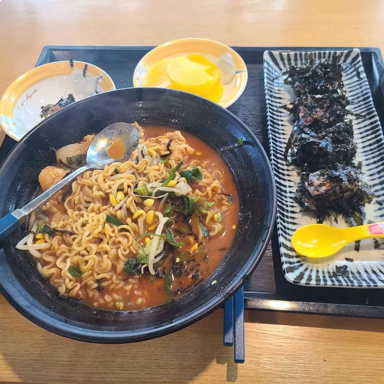 틈새라면 대표 사진