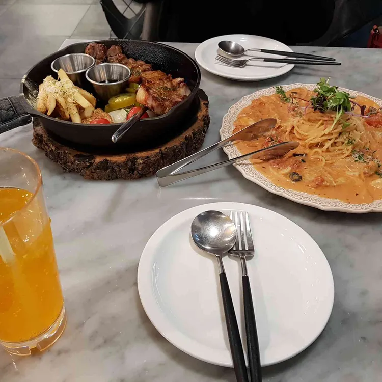 동백식탁 - 동백 이탈리아음식, 통삼겹스테이크 맛집 | 다이닝코드, 빅데이터 맛집검색