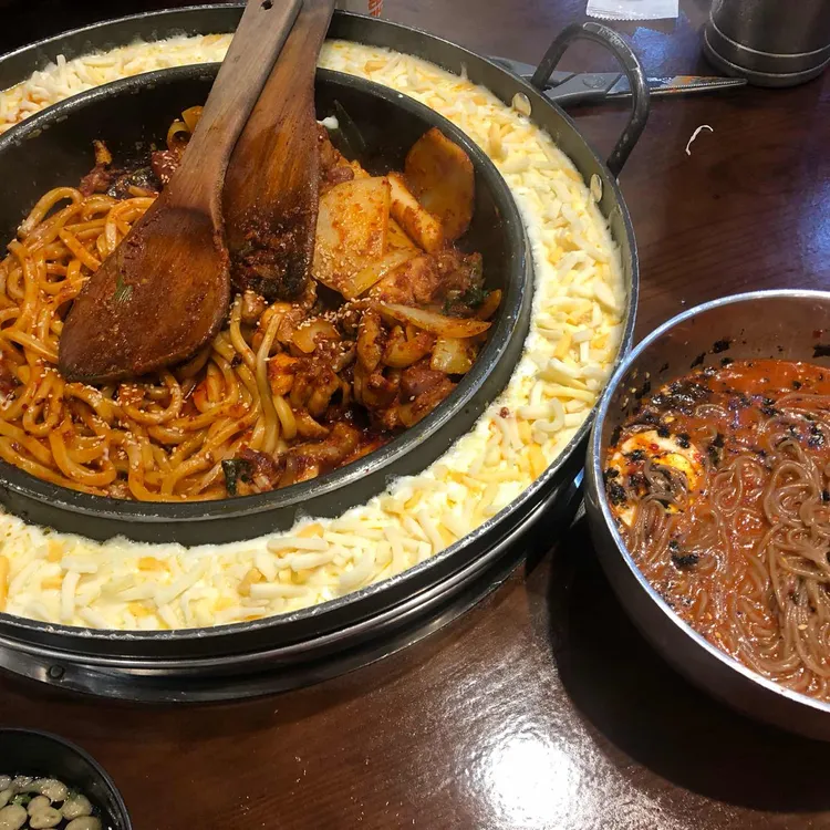 유가네 대표 사진