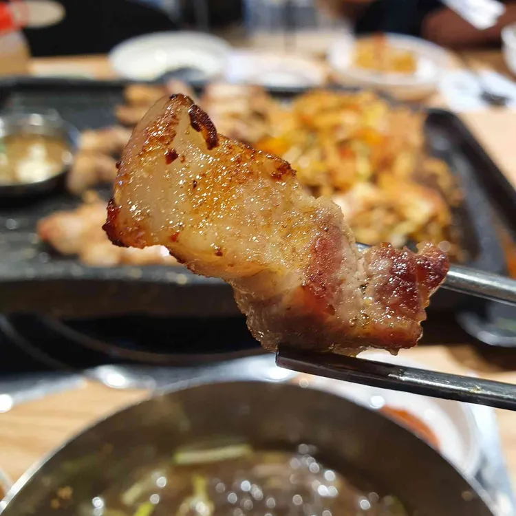 돌하루방도야지 대표 사진