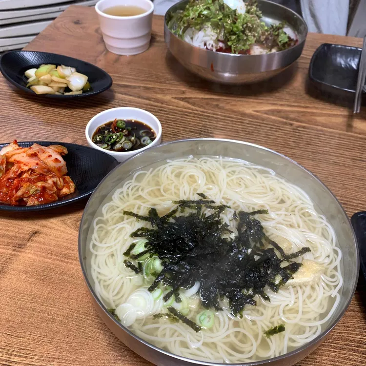 잔칫집 대표 사진
