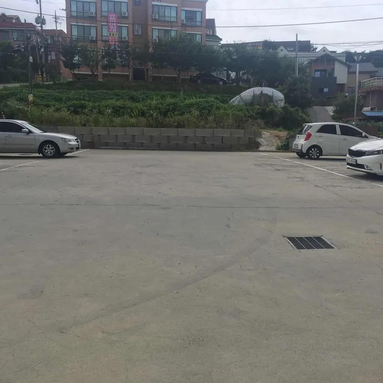카페 오후 대표 사진