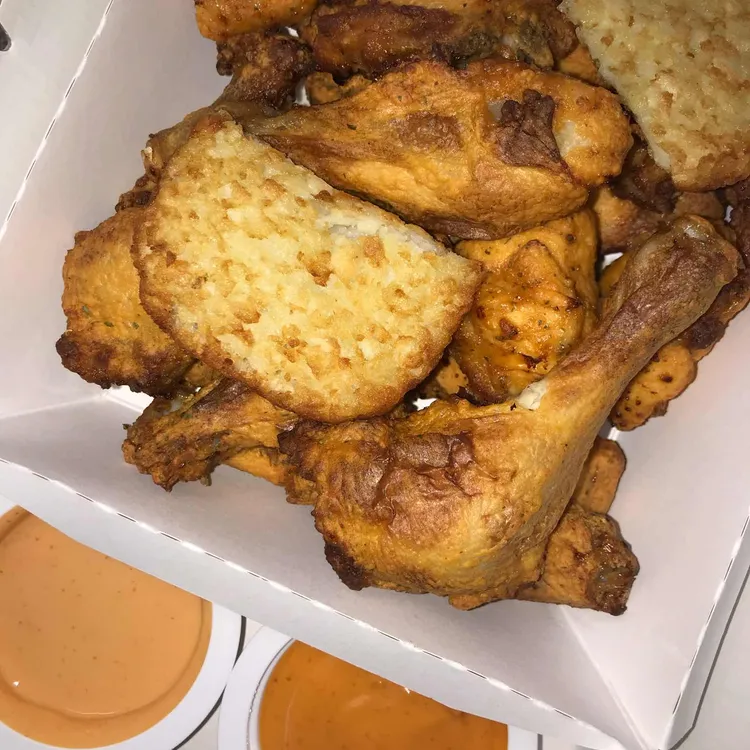 굽네치킨 대표 사진