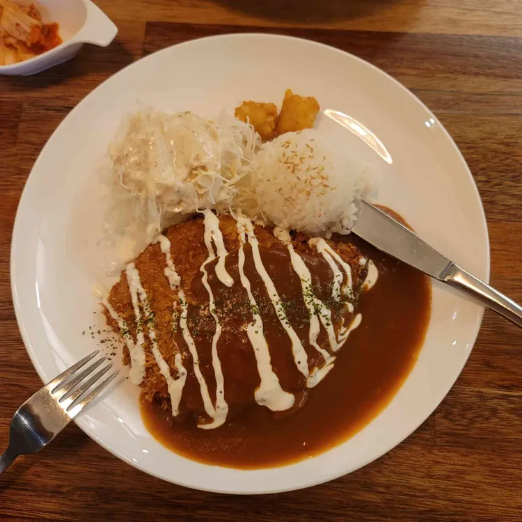 토흐 대표 사진