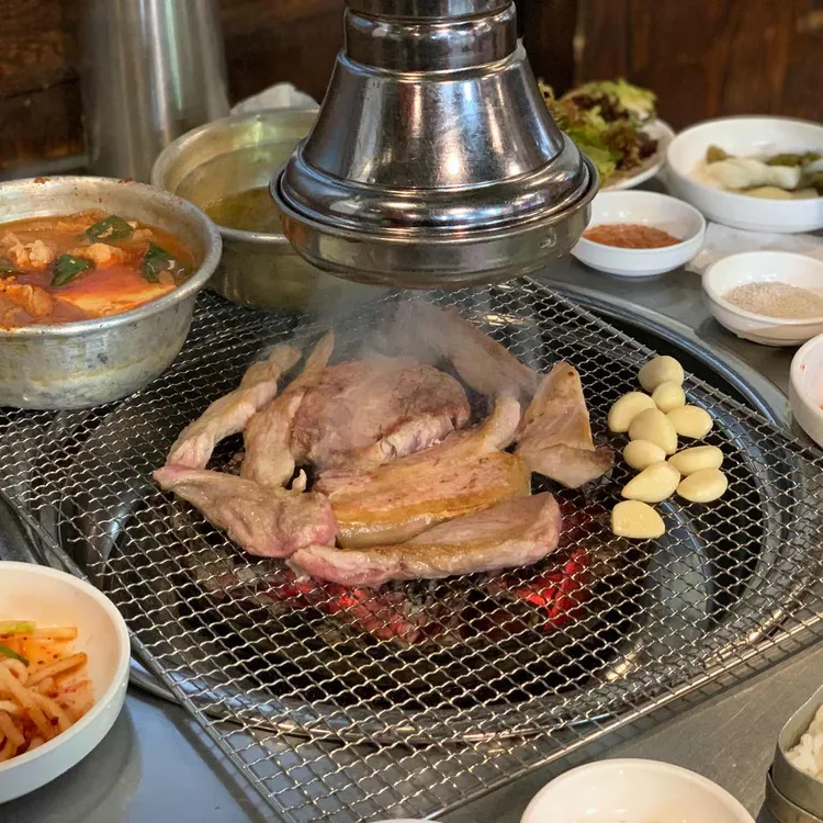 한도니 대표 사진