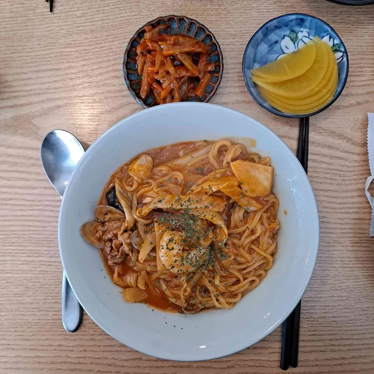 샨샨 대표 사진