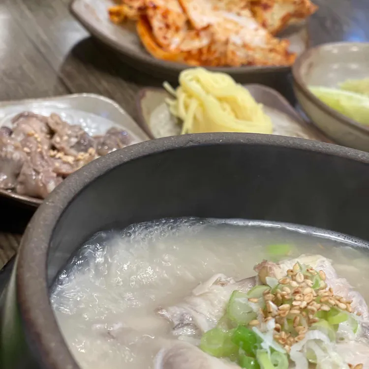 동래삼계탕 대표 사진