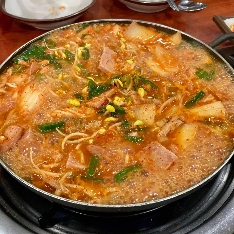 흥부가부대찌개 대표 사진