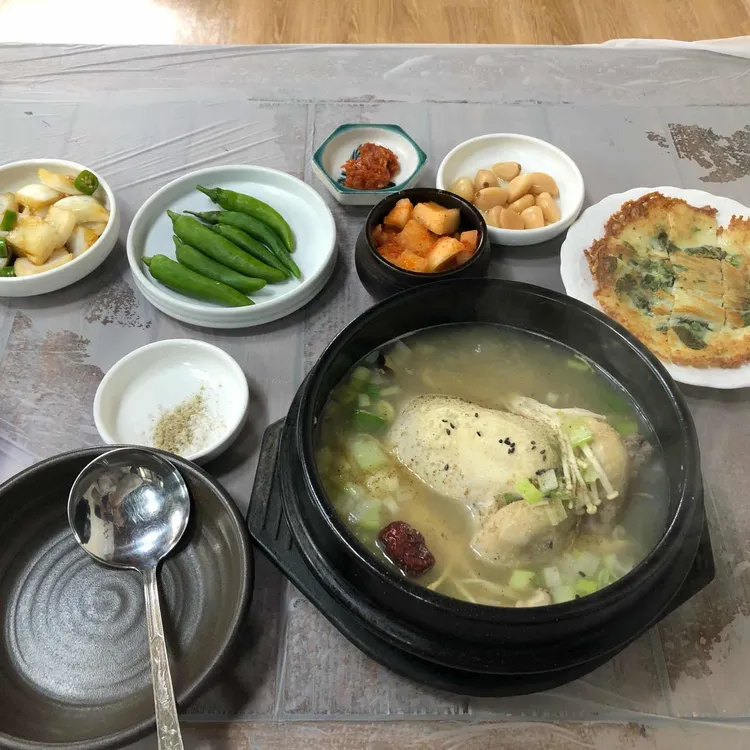 큰집삼계탕 대표 사진