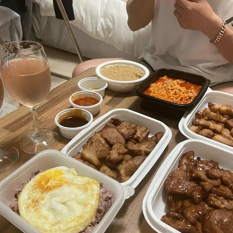고기극찬 대표 사진