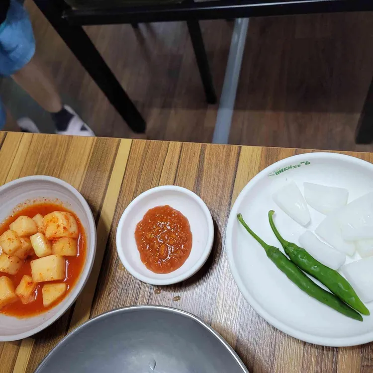 뼈대있는집 대표 사진