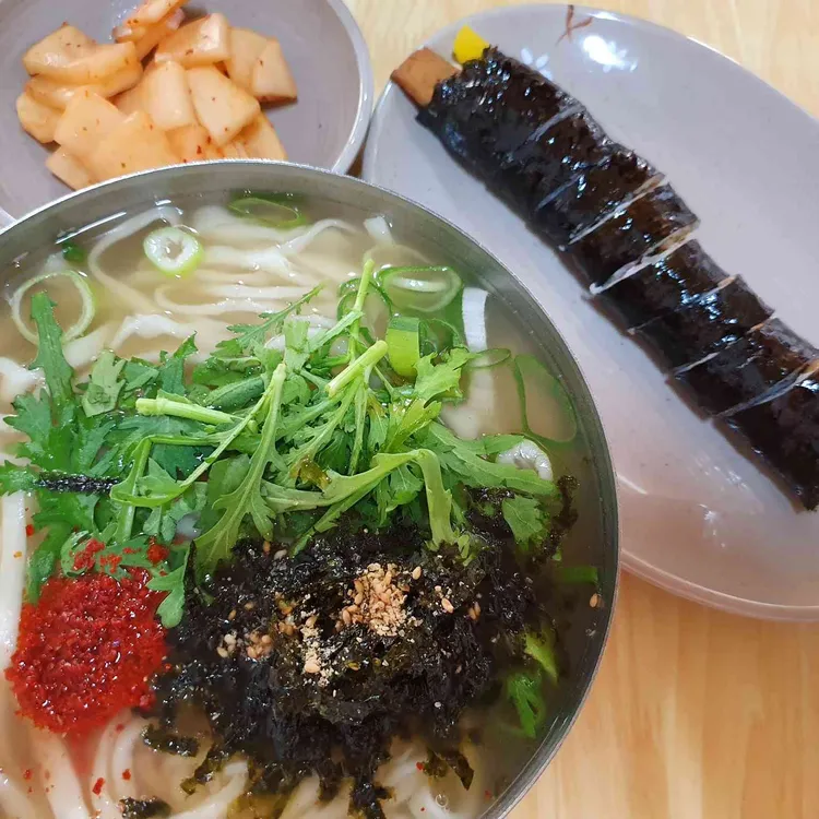 홍천손칼국수 대표 사진