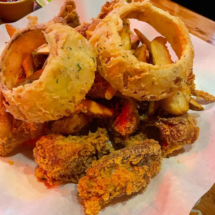 치킨인더키친 대표 사진