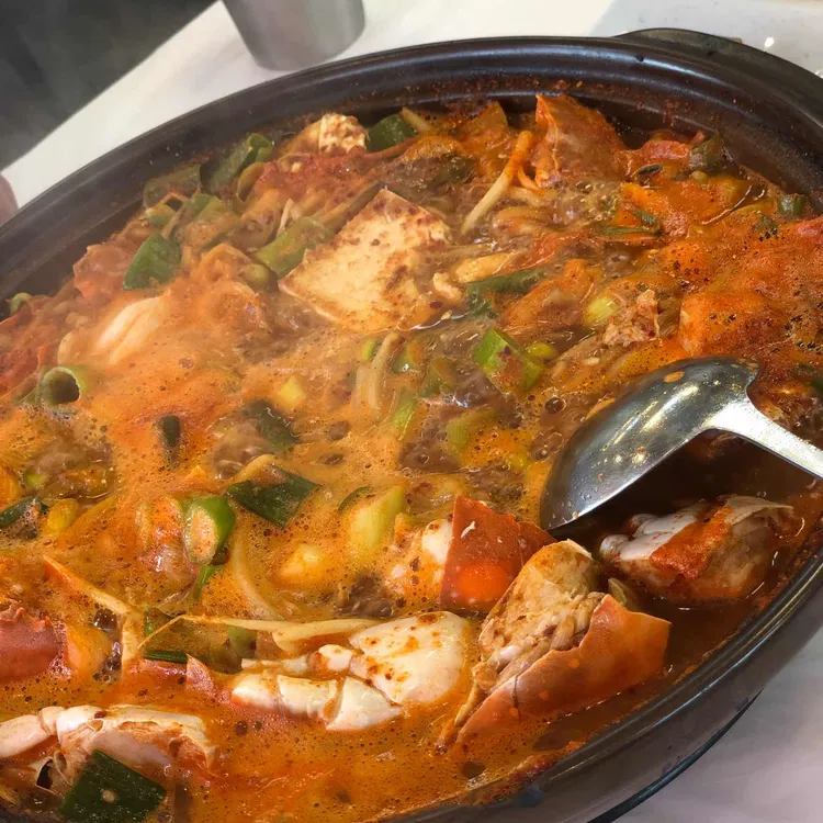 솔밭꽃게탕 대표 사진