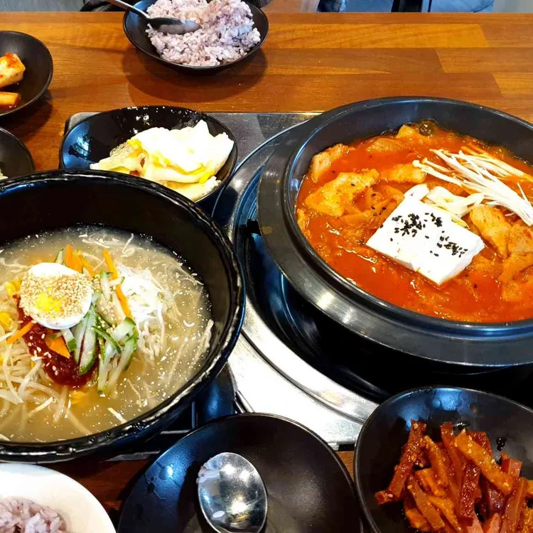 찜생찜사 묵은지김치찜 대표 사진