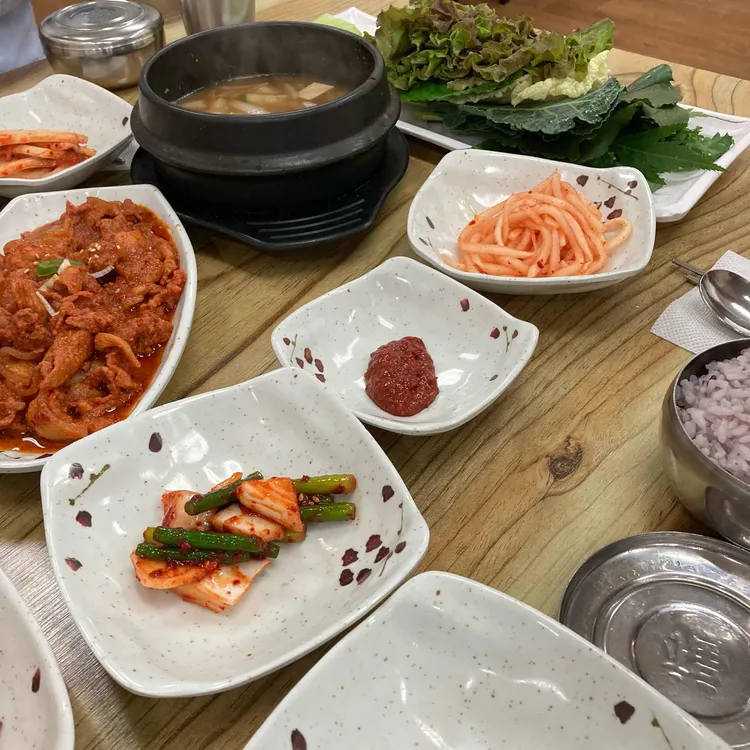 우렁각시쌈밥총각 대표 사진