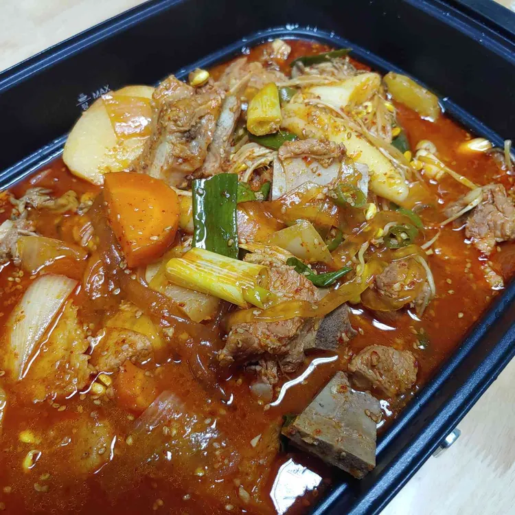 양푼매운돼지갈비찜 대표 사진