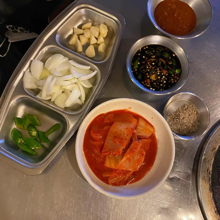 저팔계콧구멍 대표 사진