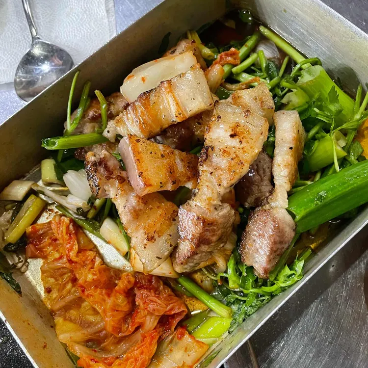 돼지삼형제 대표 사진