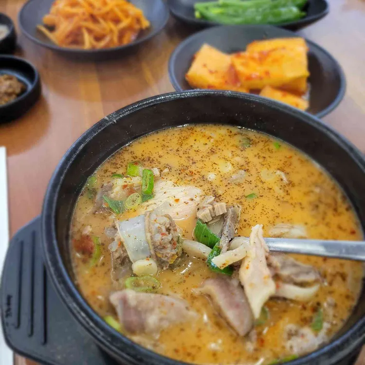 신의주찹쌀순대 대표 사진