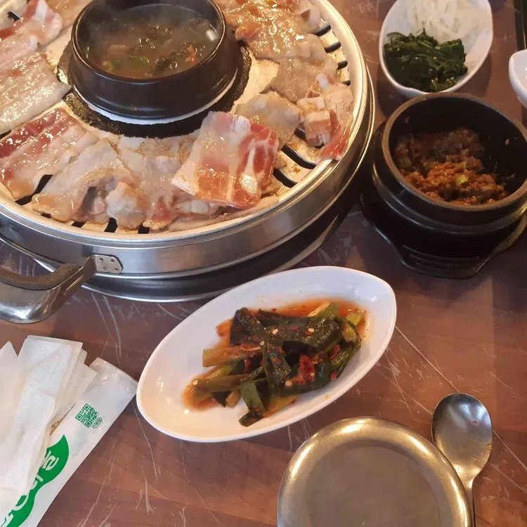 우렁각시쌈밥 대표 사진