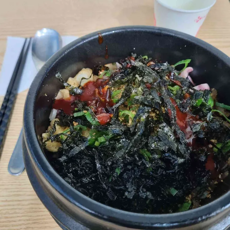카페 르뷰 대표 사진