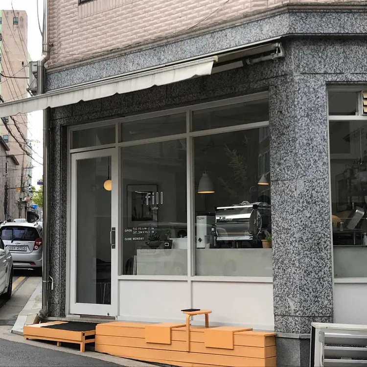 필커피 대표 사진