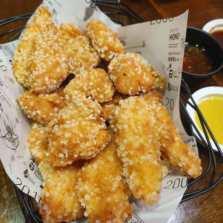 교촌치킨 대표 사진