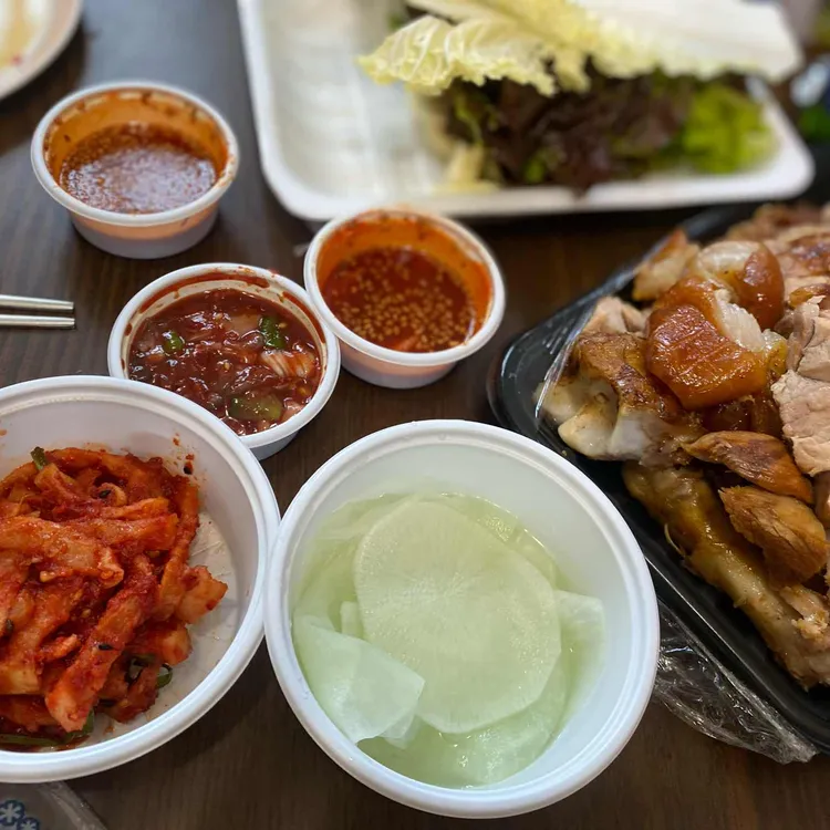 왕창족발 대표 사진