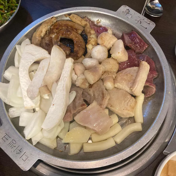 황소가한우곱창&전골 대표 사진