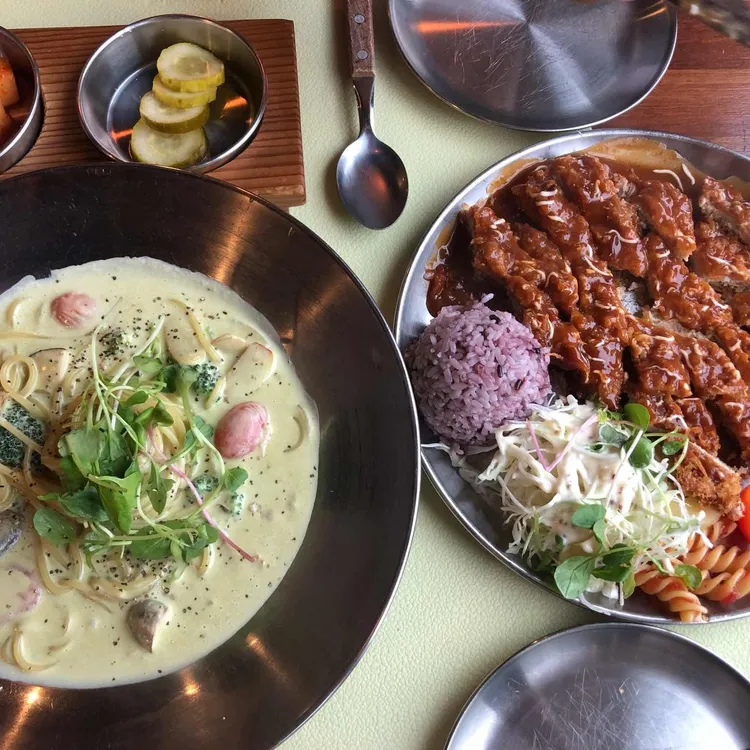 벚꽃경양식 대표 사진