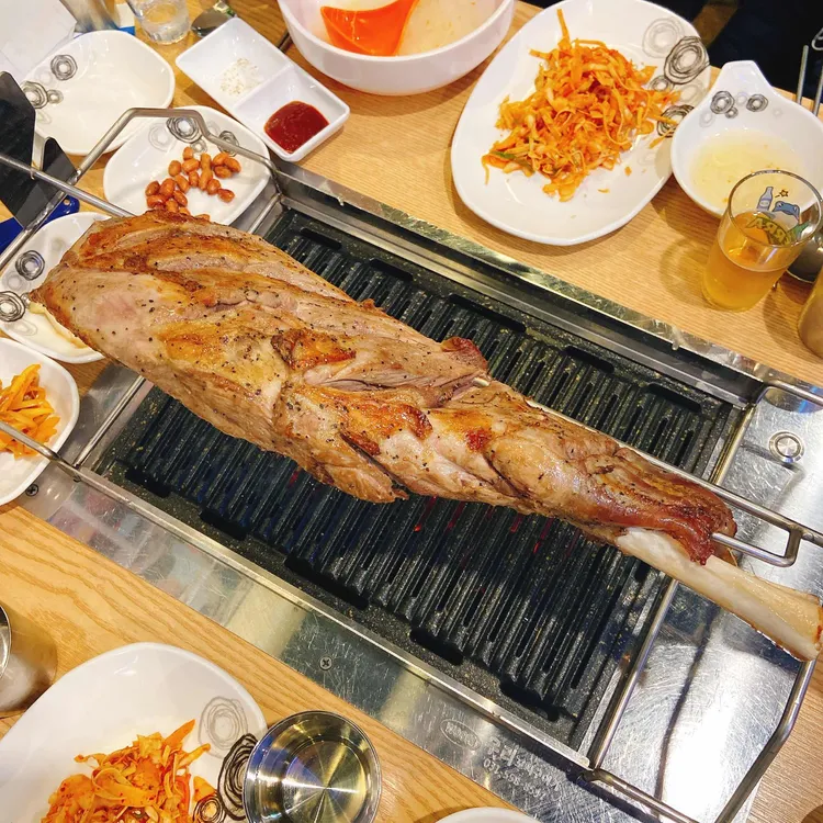 딩호양육관 대표 사진