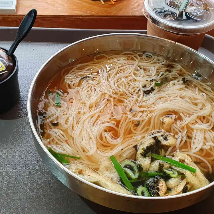 모퉁이집 대표 사진