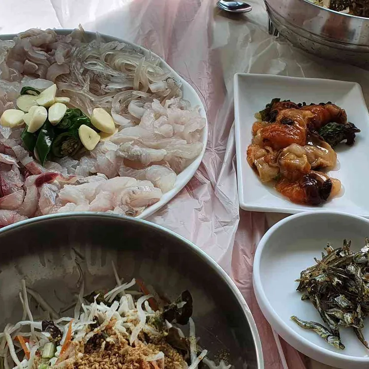 남홍횟집 대표 사진