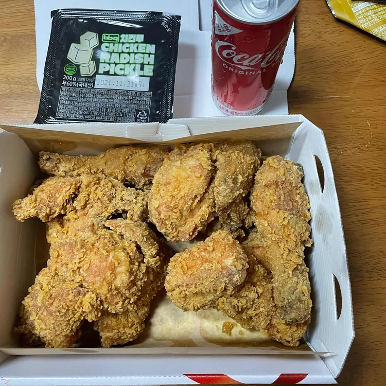 BBQ치킨 대표 사진